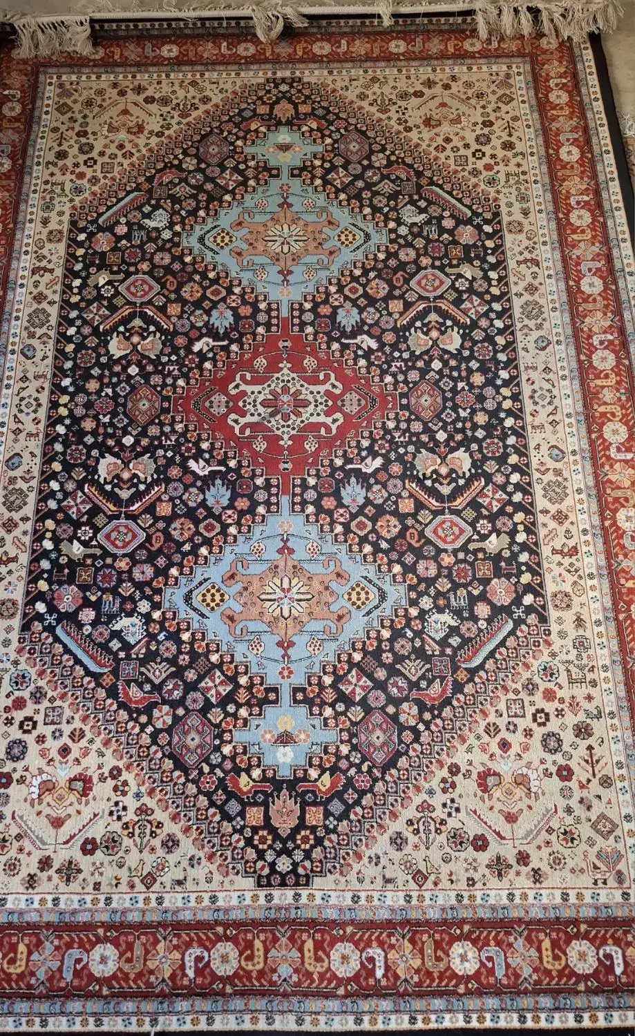 فرش ماشینی|فرش|تهران, فلسطین (میدان انقلاب)|دیوار