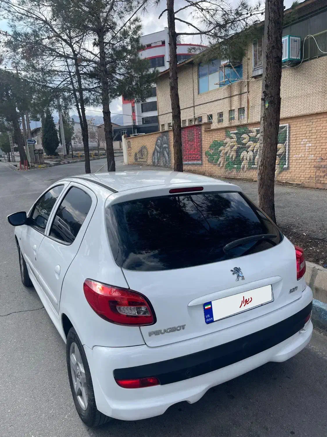 ۲۰۷ تیوفایو|خودرو سواری و وانت|بیرجند, |دیوار