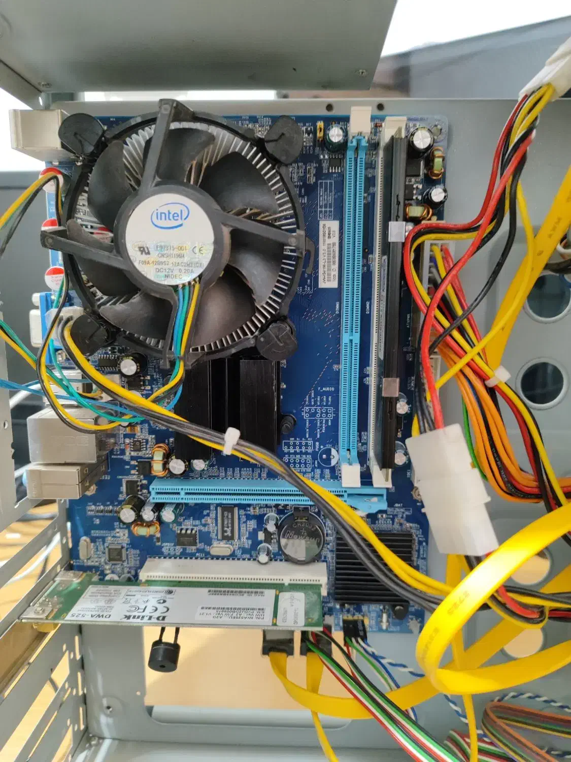 سیستم آماده|رایانه رومیزی|شهرکرد, |دیوار