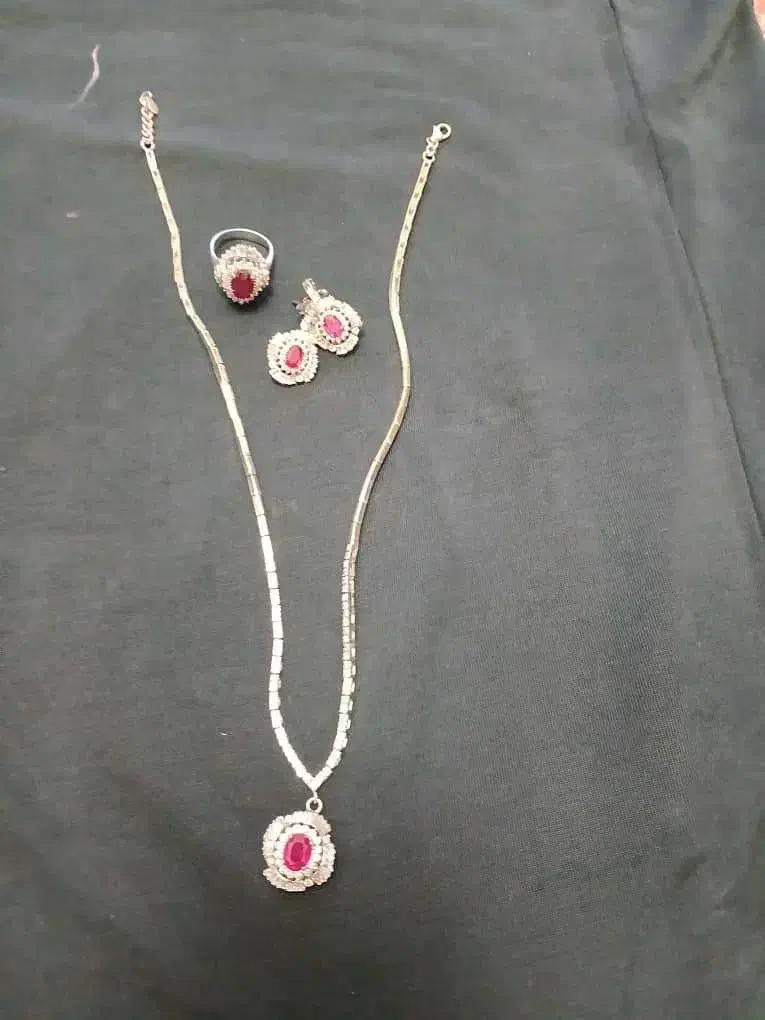 نیم ست نقره و یاقوت|جواهرات|تهران, سید خندان (جلفا)|دیوار