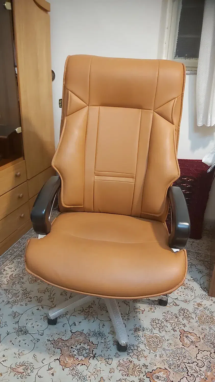 صندلی مدیریتی تیوا|دفتر کار|بیرجند, |دیوار