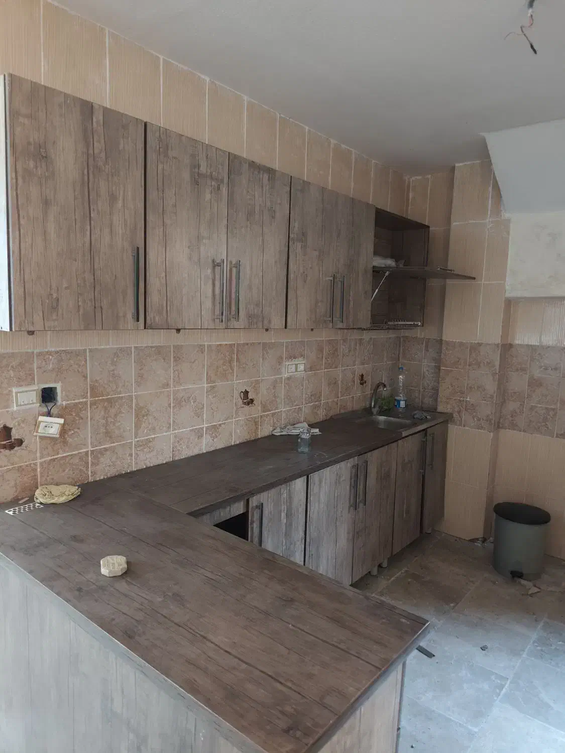 کابینت آشپزخانه|مصالح و تجهیزات ساختمان|کومله, |دیوار