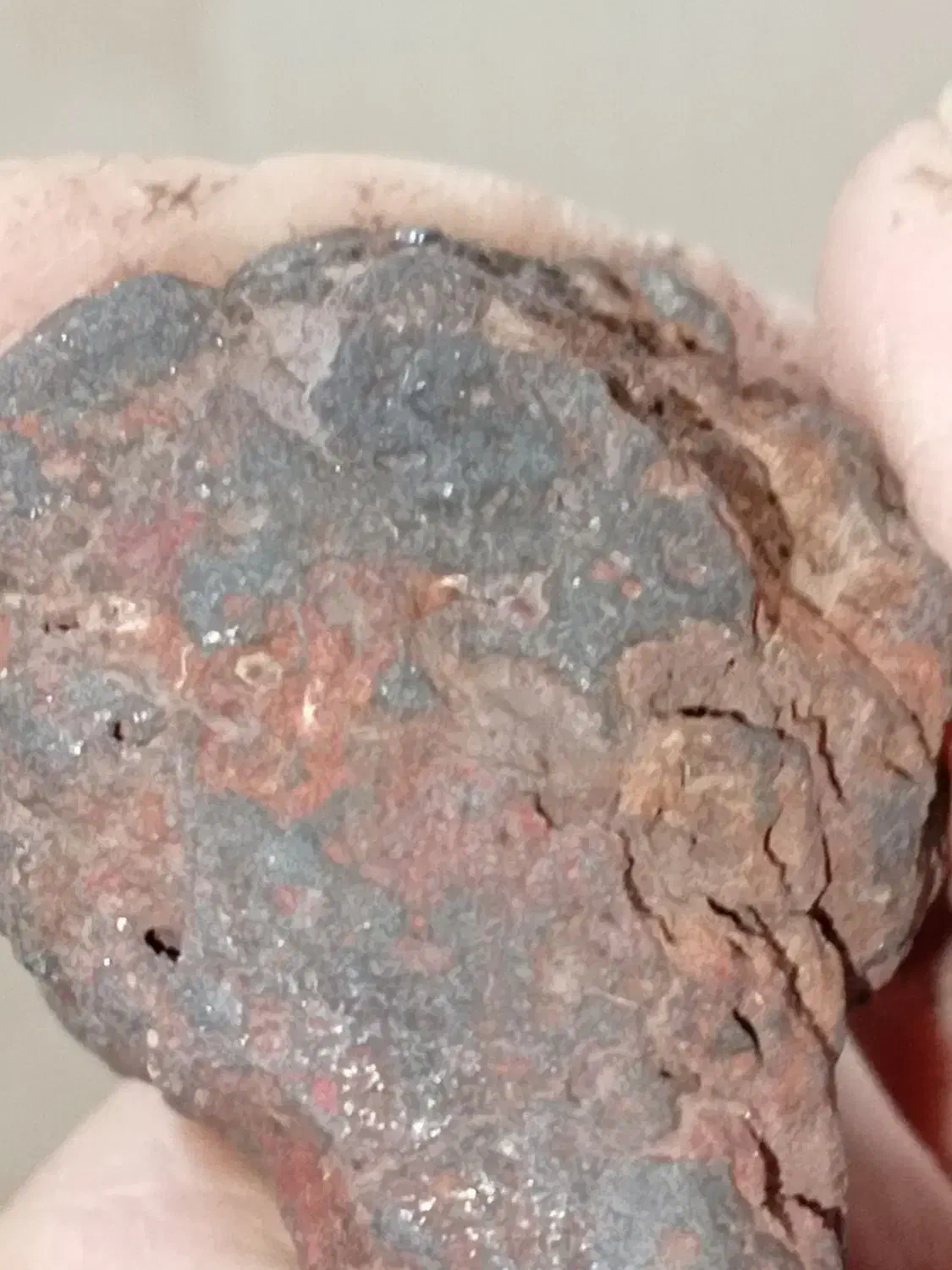 سنگ نمیدونم چیه آهن ربا میکشد|بدلیجات|اراک, |دیوار