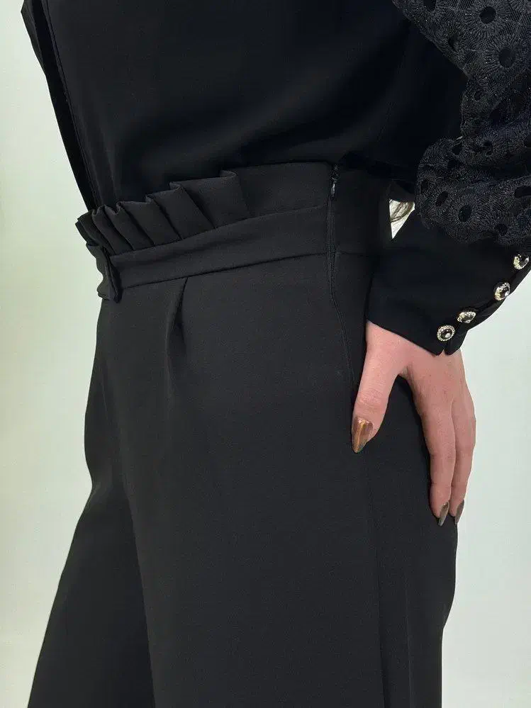 رکسانا|لباس|بیجار, |دیوار