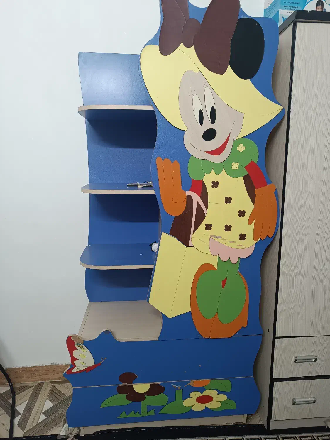 کمد|جاکفشی، کمد، دراور|کومله, |دیوار