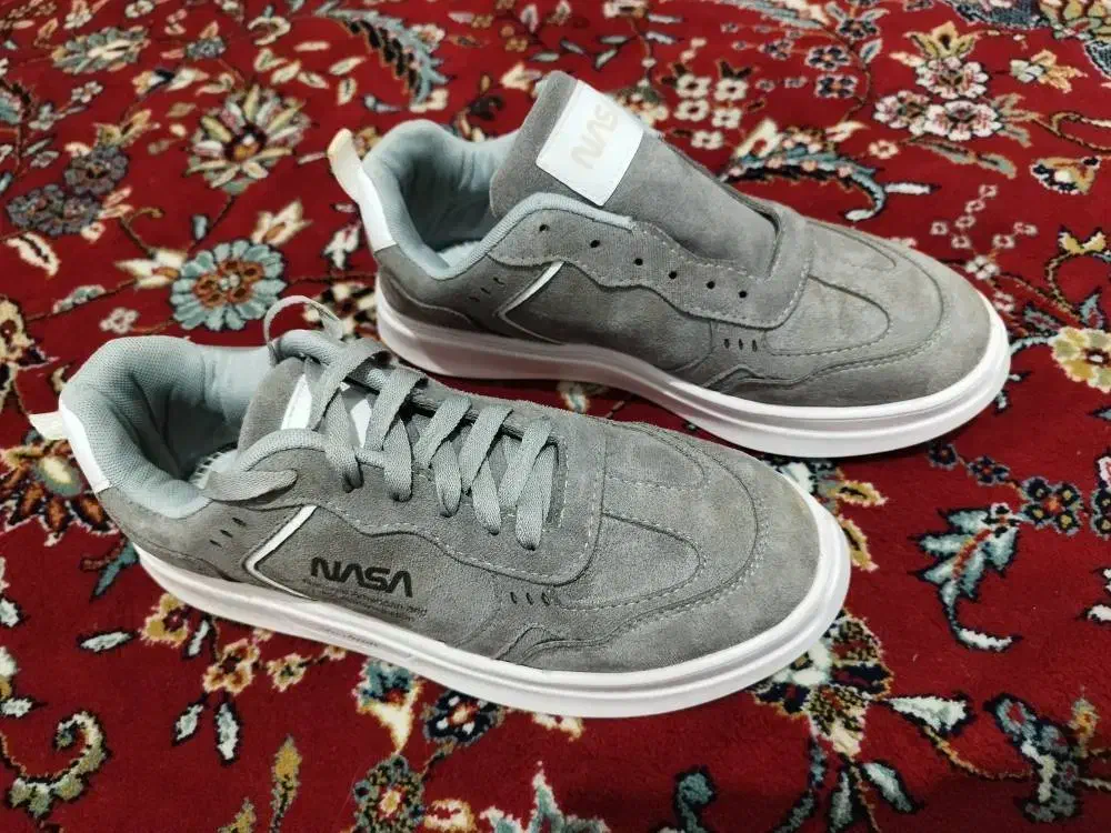 کفش فروشی|کیف، کفش، کمربند|سمنان, |دیوار