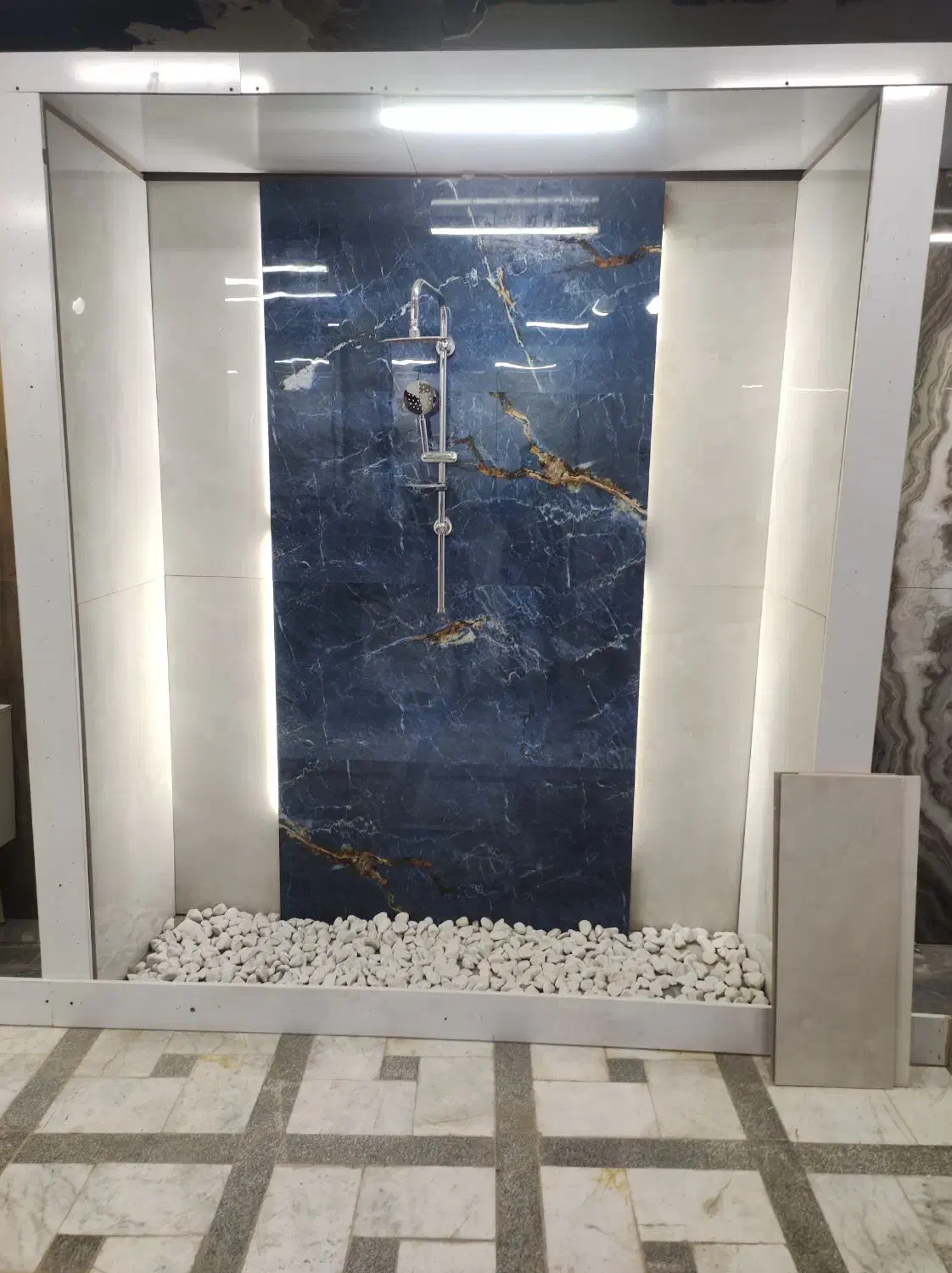 کاشی سرامیک مرکزی|مصالح و تجهیزات ساختمان|شیراز, شهرک قمشه|دیوار