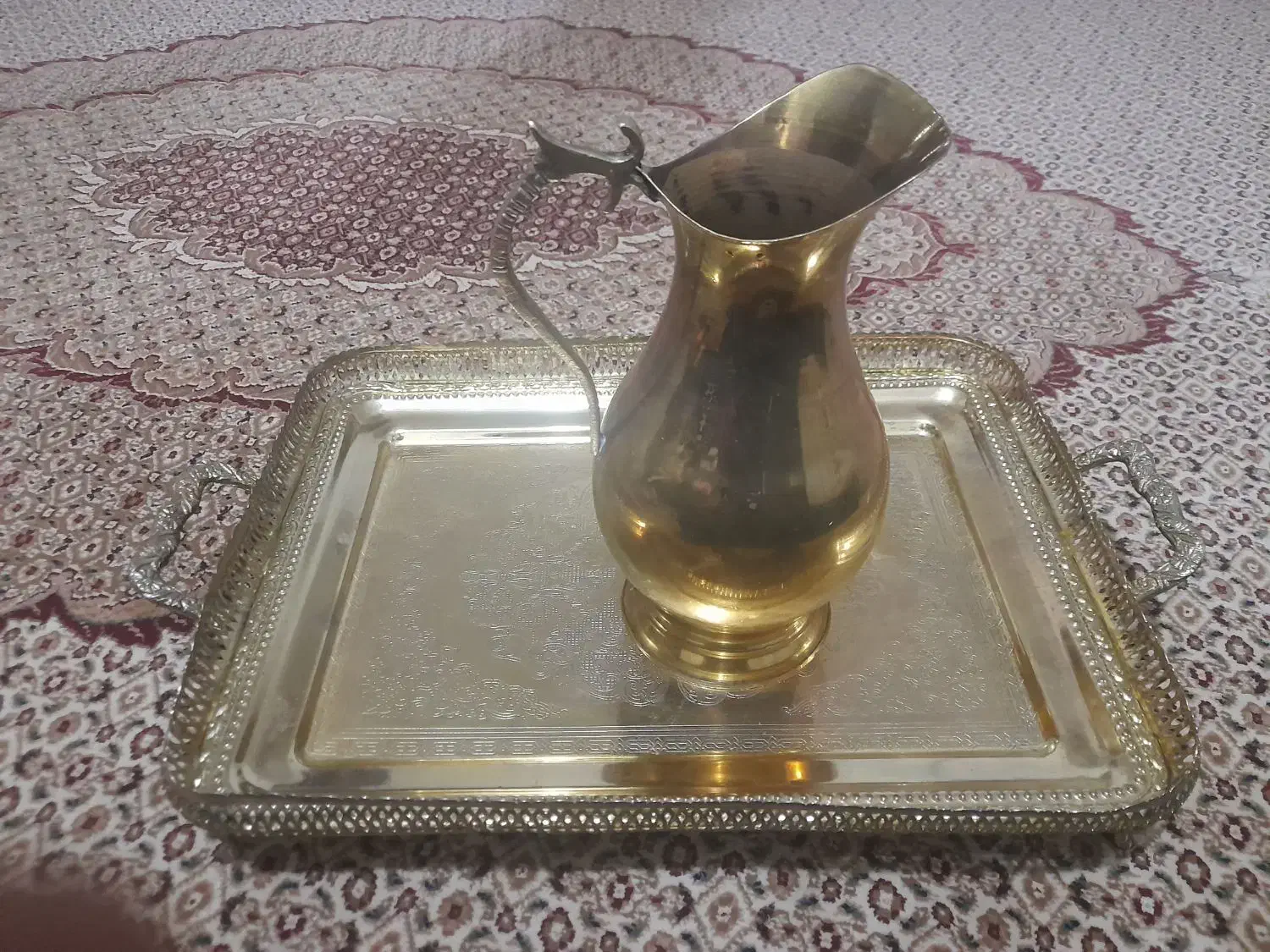 سینی وپارچ برنزی اصل قدیمی کاملا سالم|کلکسیون اشیاء عتیقه|اردبیل, |دیوار