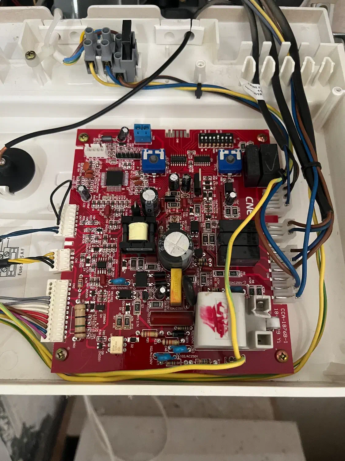 تعمیرات لباسشویی،یخچال،پکیج وظرفشویی|خدمات پیشه و مهارت|بجنورد, |دیوار