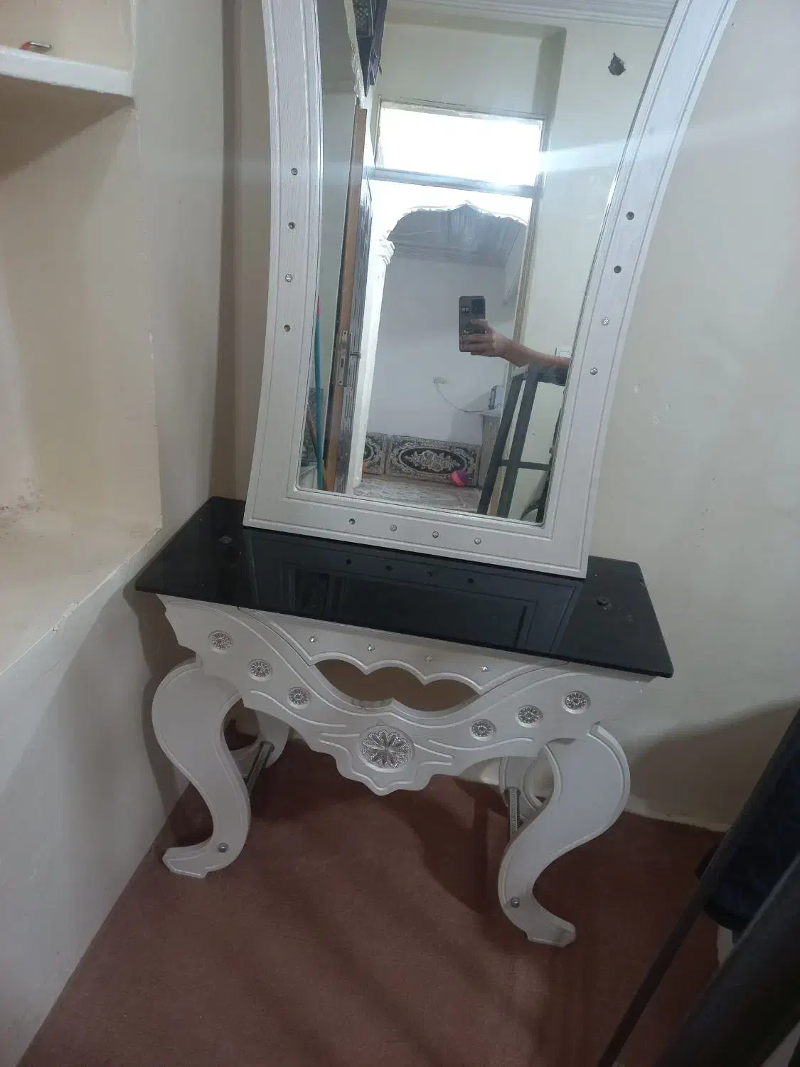 سالم بدونه شکستگی|تخت و سرویس خواب|همدان, |دیوار