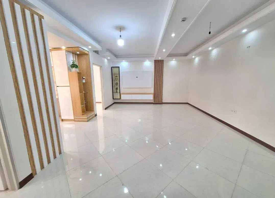 آپارتمان/۸۰متری/نوساز/ با پارکینگ/ترکاشوند