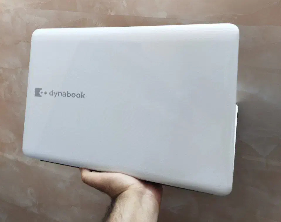 لپ تاپ TOSHIBA ژاپن با موس و کیف اشانتیون|رایانه همراه|ساری, |دیوار