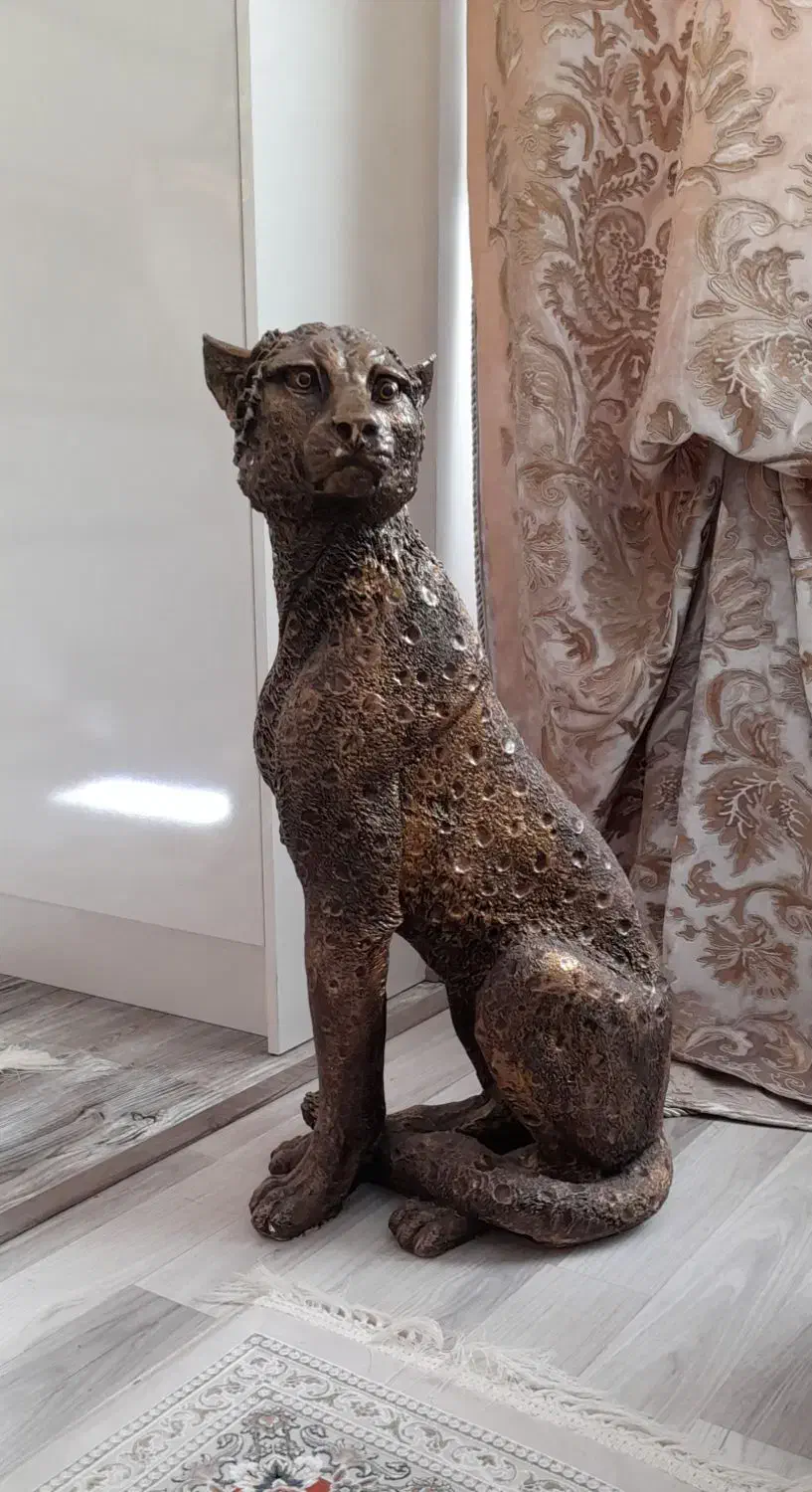 مجسمه ببر سالم|مجسمه، تندیس، ماکت|اردبیل, |دیوار