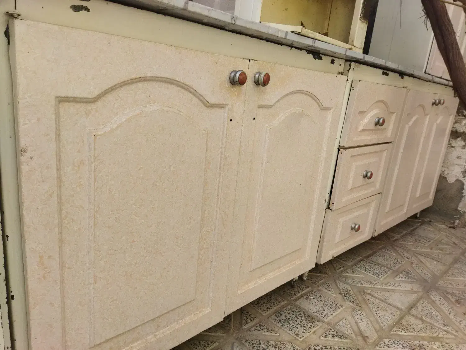 کابینت|آب‌چکان و نظم‌دهنده ظروف|ورامین, ورامین|دیوار