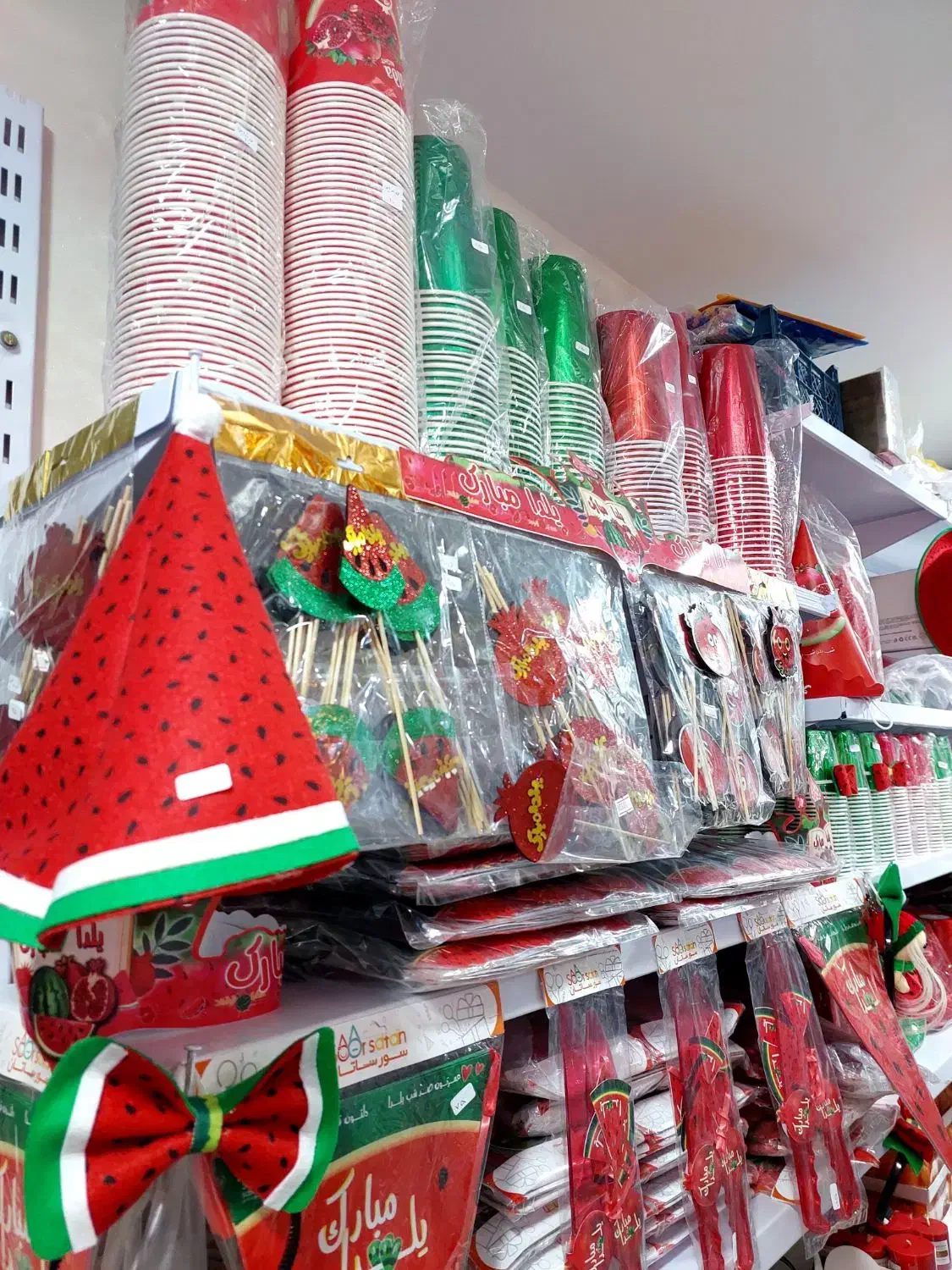 تم یلدا جشن یلدا وسایل یلدا لوازم جشن یلدا|صنایع دستی و سایر لوازم تزئینی|کرج, برغان|دیوار