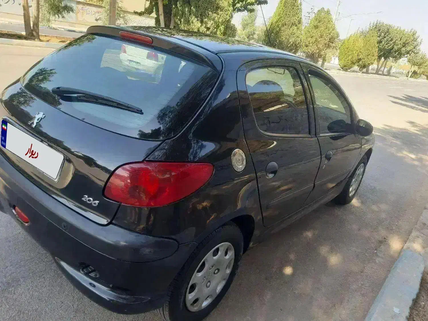 پژو ۲۰۶ تیپ ۵|خودرو سواری و وانت|شاهین‌شهر, شهرک ردانی پور|دیوار