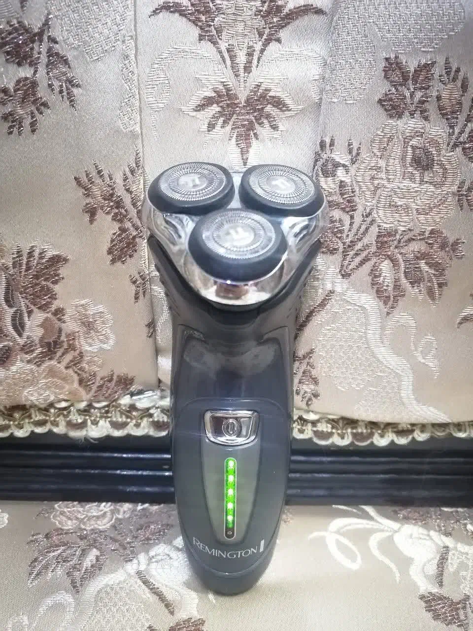 ریش تراش رمیگتون اصل آمریکا در حو نو|آرایشی، بهداشتی، درمانی|سراب, |دیوار