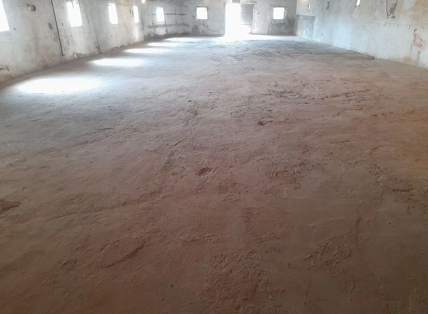 فروش دو سالن سرپوشیده کارگاهی ۷۰۰و ۸۰ متری|فروش دفتر صنعتی، کشاورزی، تجاری|مراغه, |دیوار