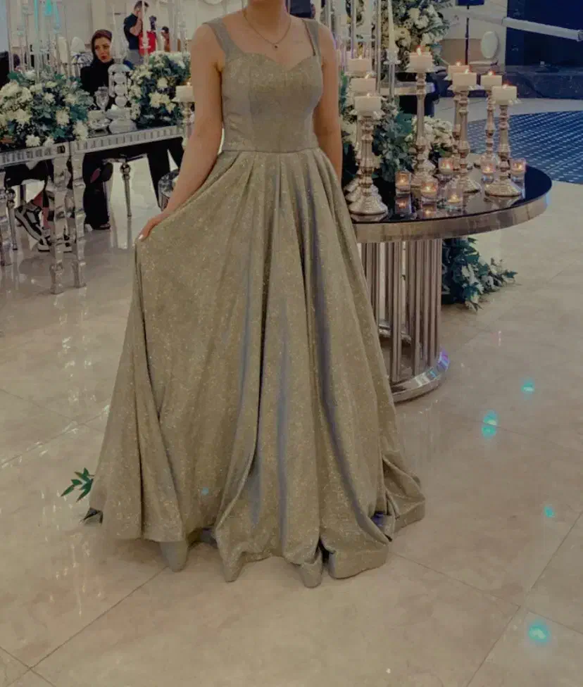 پیراهن مجلسی۳۸-۴۰|لباس|شیروان (خراسان), |دیوار