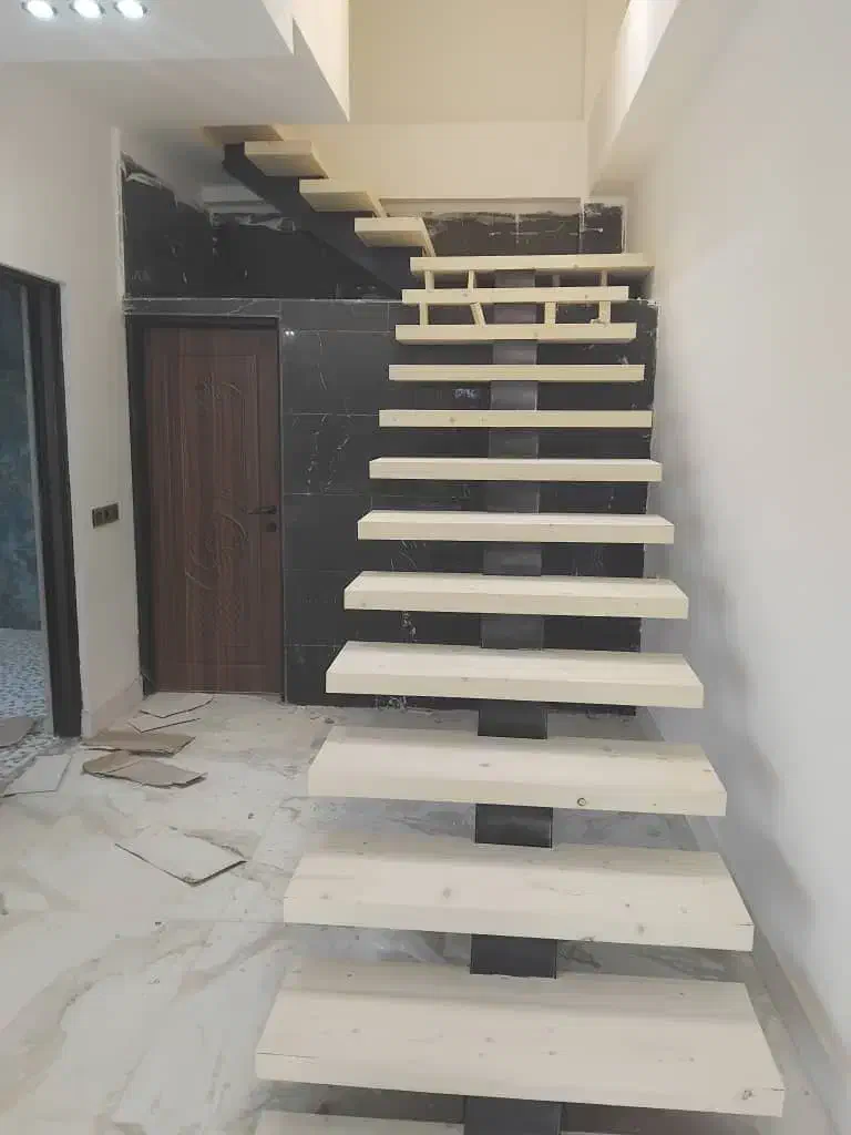 پله،اجرا تخصصی چوب کف پله و نرده چوبی|خدمات پیشه و مهارت|آمل, |دیوار