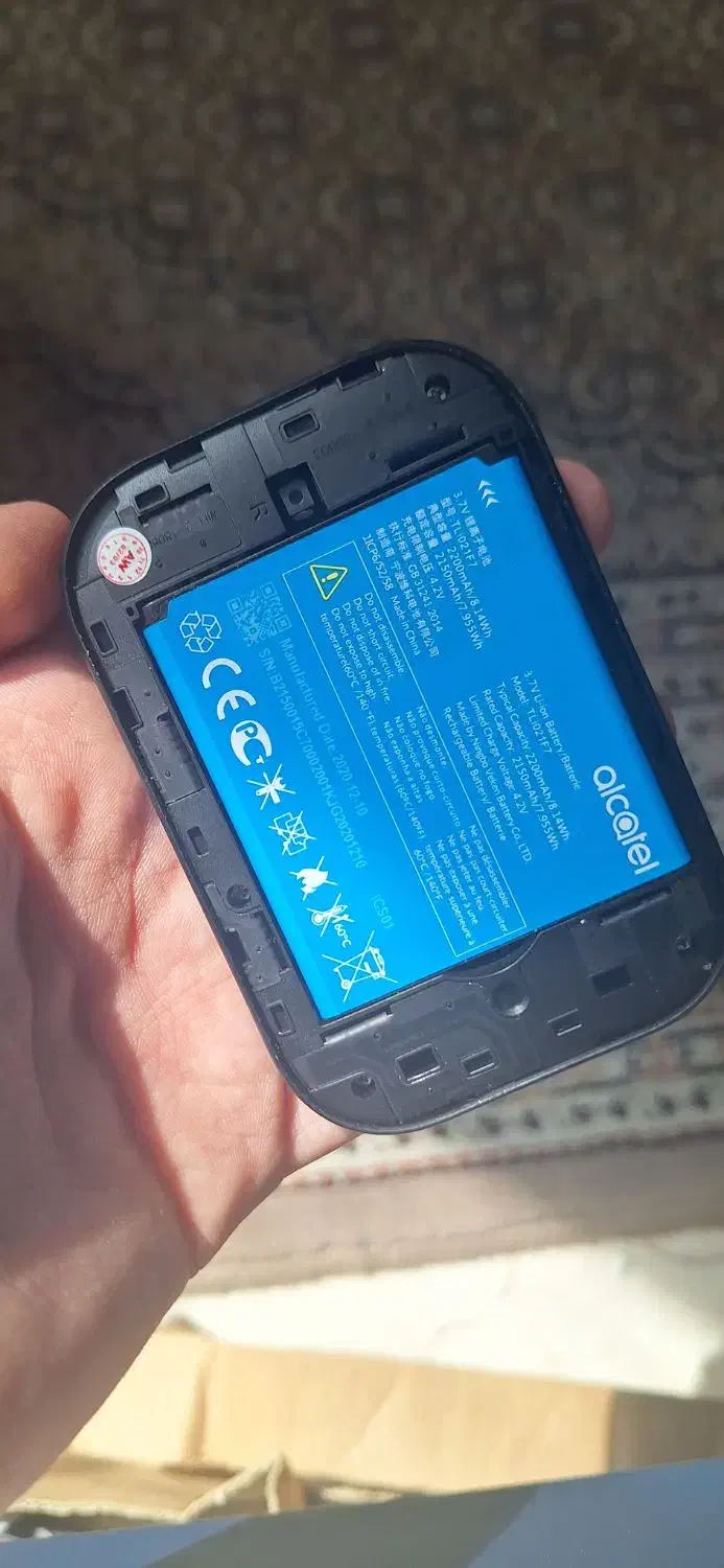 مودم 4.5g آلکاتل مدل BT70|مودم و تجهیزات شبکه|تهران, نظام‌آباد|دیوار