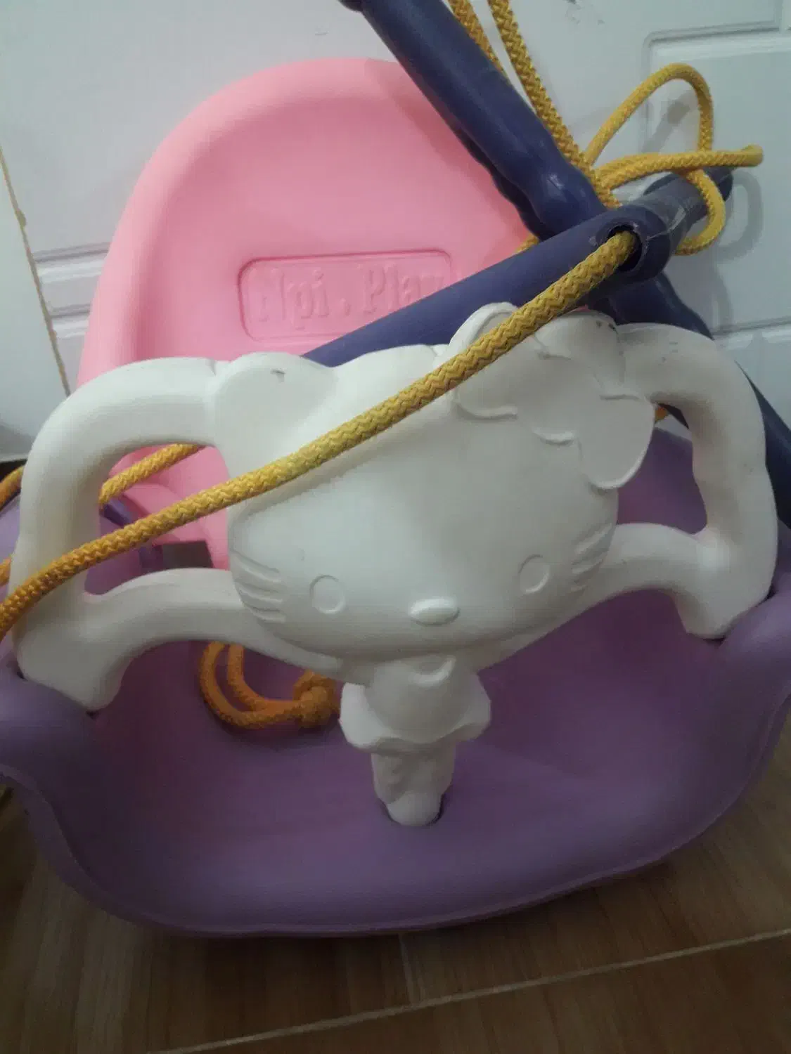 تاب|اسباب و اثاث بچه|دوگنبدان, |دیوار