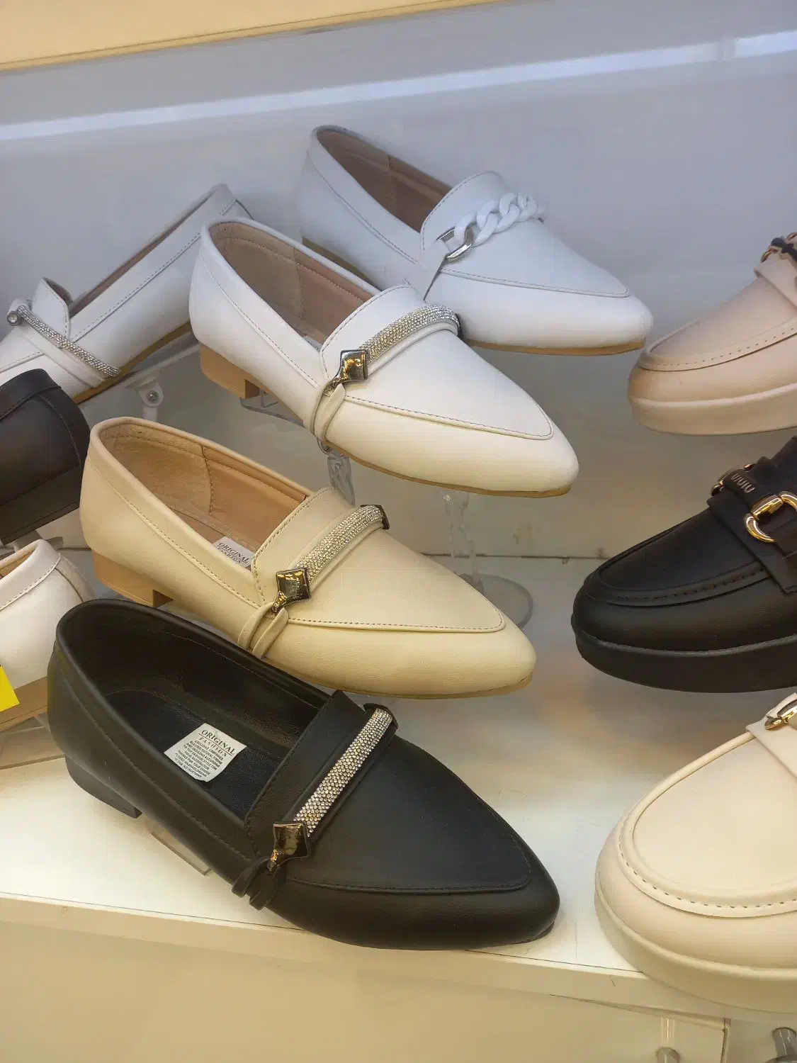 کفش و کتانی تک حراجی|کیف، کفش، کمربند|قم, بکایی|دیوار