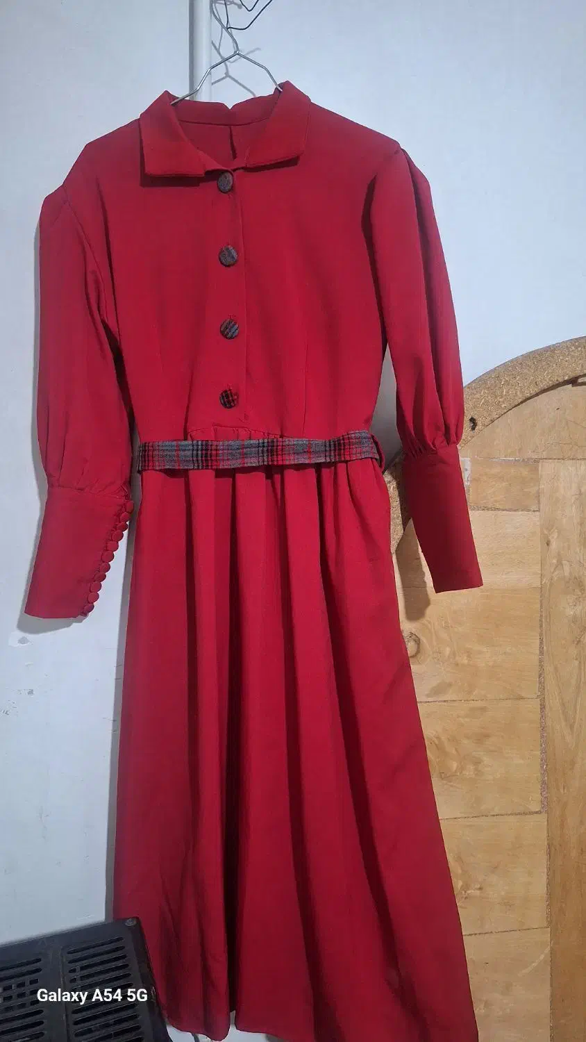 لباس|لباس|ابریشم, |دیوار