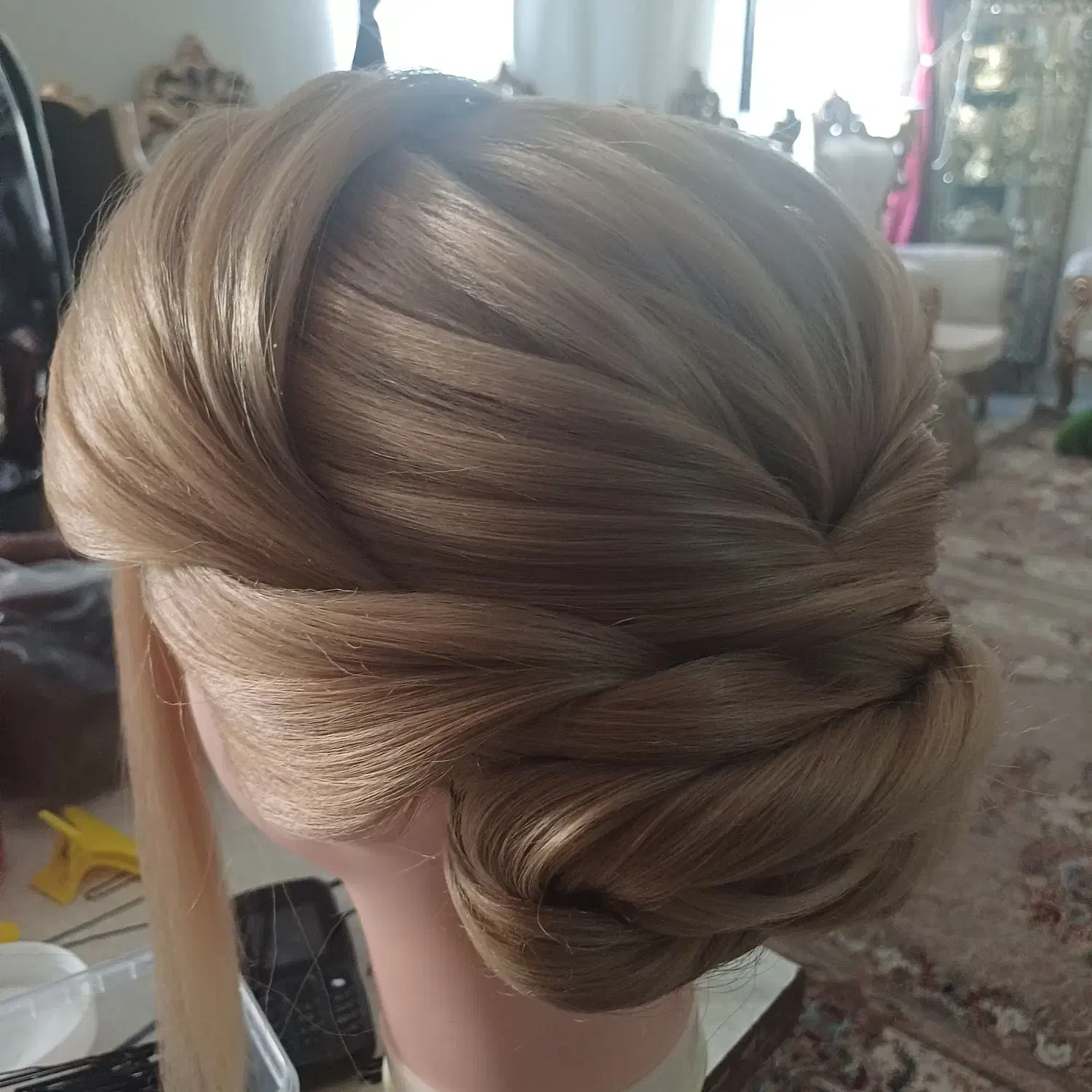 میکاپ وشنیون|خدمات آرایشگری و زیبایی|مرند, |دیوار