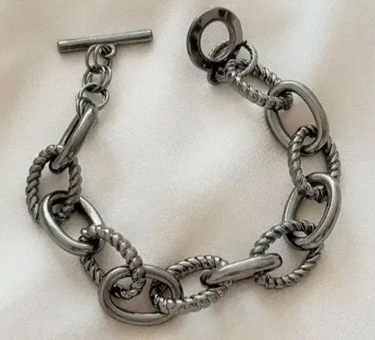 دستبند زنجیری با قفل T|بدلیجات|فردیس, شهرک راه آهن|دیوار