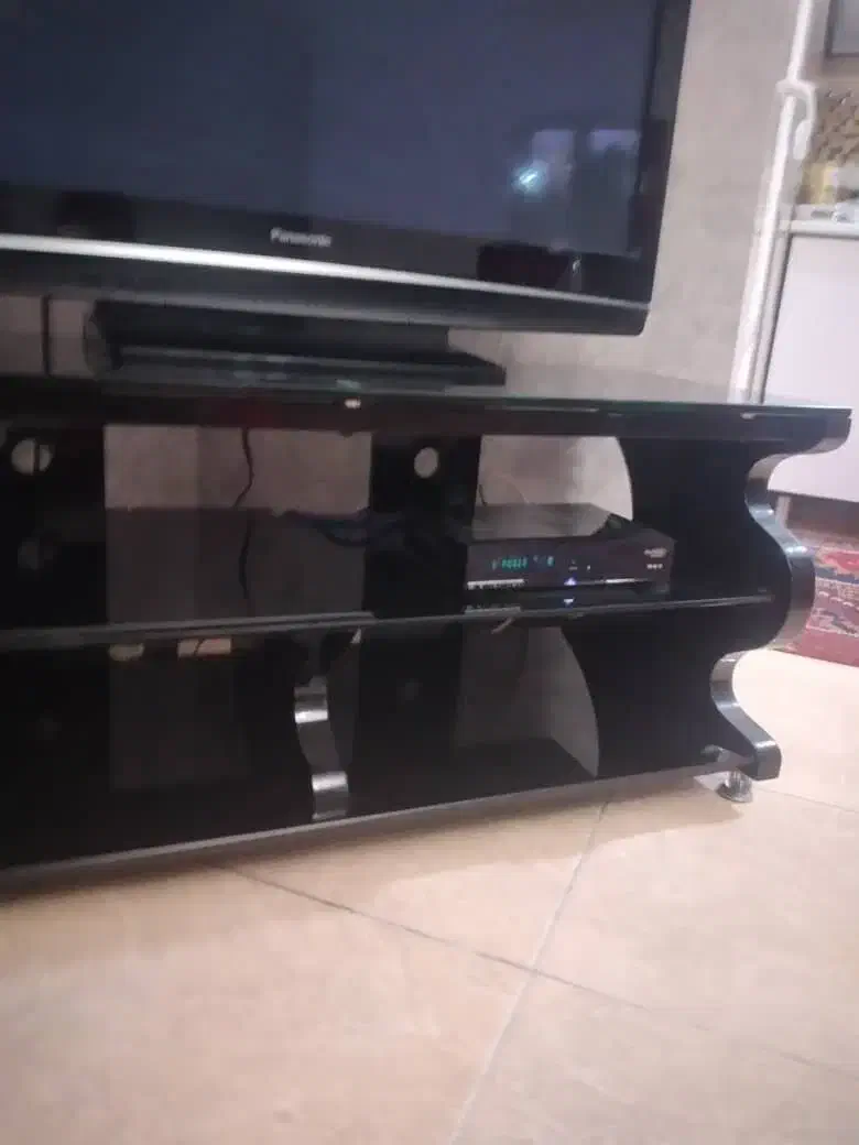 میز تلویزیون|میز تلویزیون|ری, سیزده آبان|دیوار