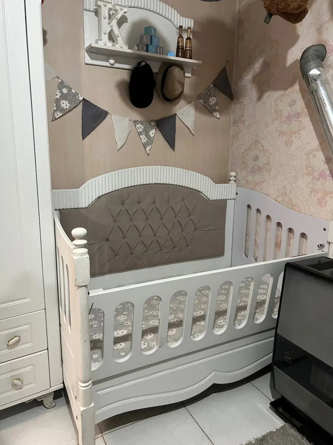 تخت نوزاد نونهال|تخت و سرویس خواب|پاکدشت, شهرک انقلاب|دیوار