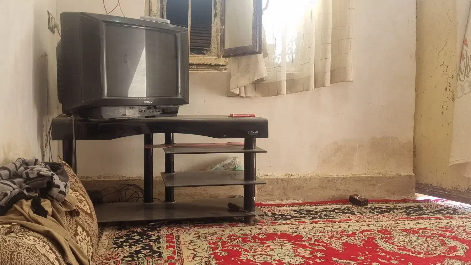 تعدادی وسایل منزل|بوفه، ویترین، کنسول|زابل, |دیوار