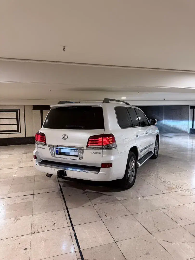 لکسوس LX570  فول عمانی 2013|خودرو سواری و وانت|تهران, ولنجک|دیوار
