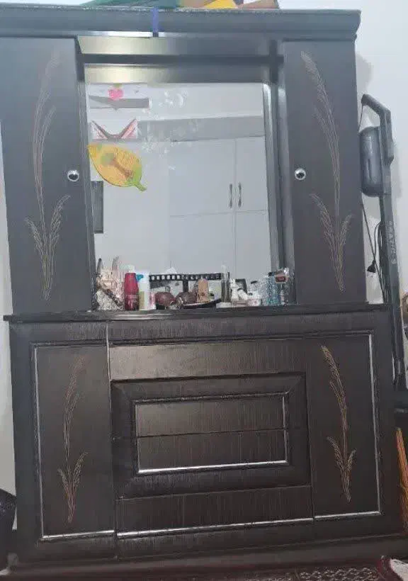 سرویس تخت و دراور|تخت و سرویس خواب|ساری, |دیوار