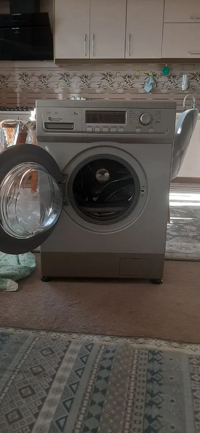 ماشین لباسشویی اسنوا ۷ کیلو در نو|ماشین لباسشویی و خشک‌کن لباس|اردبیل, |دیوار