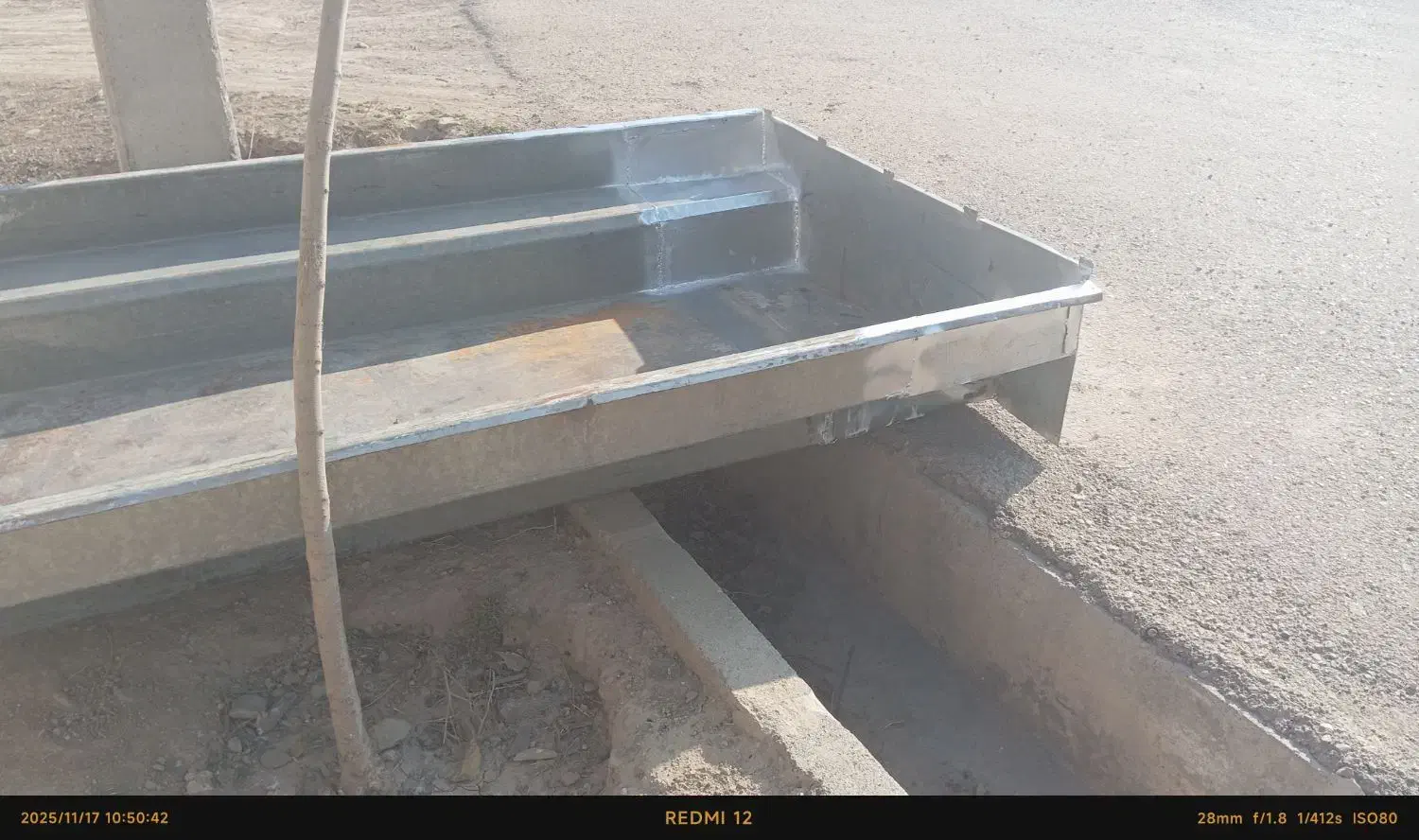 کفی مزدا|قطعات یدکی و لوازم جانبی|گلی داغ, |دیوار