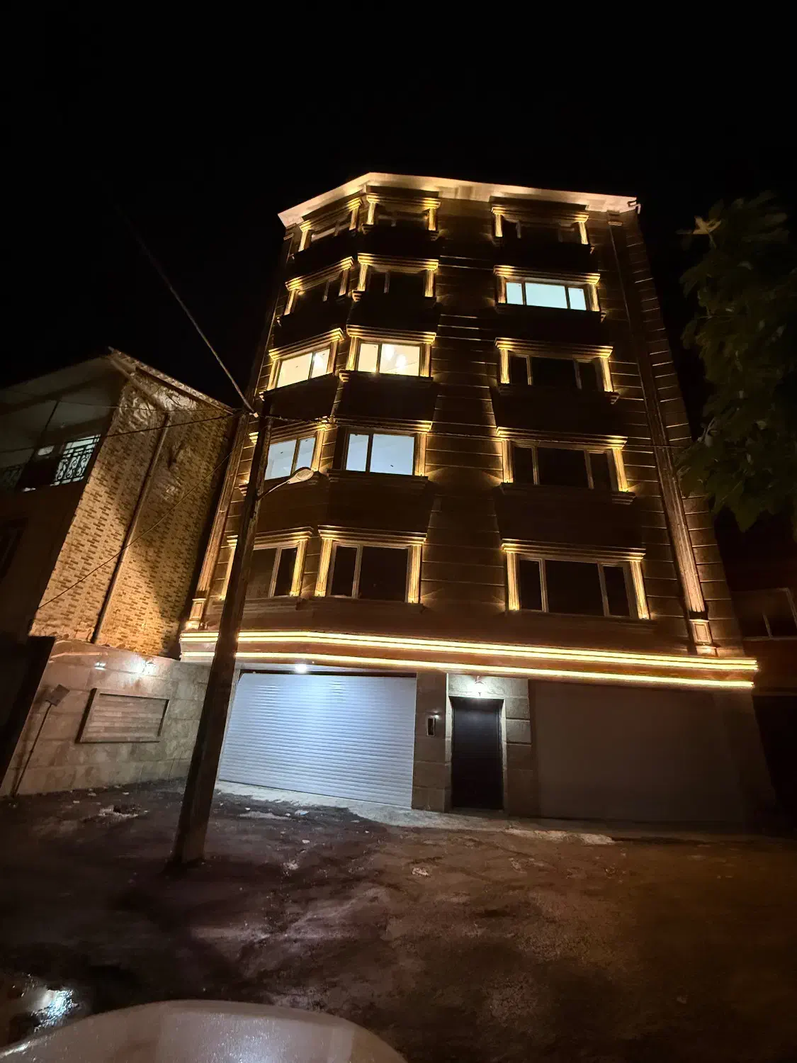 فروش آپارتمان نوساز با قیمت و موقعیت مناسب|فروش آپارتمان|آستارا, |دیوار