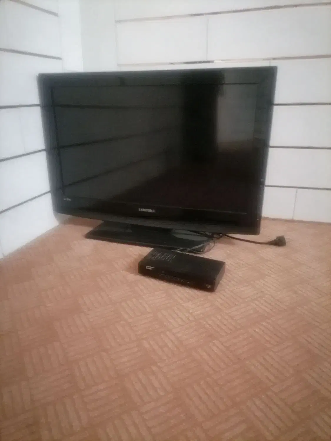 تلوزیون|تلویزیون و پروژکتور|اصفهان, دانشگاه اصفهان|دیوار