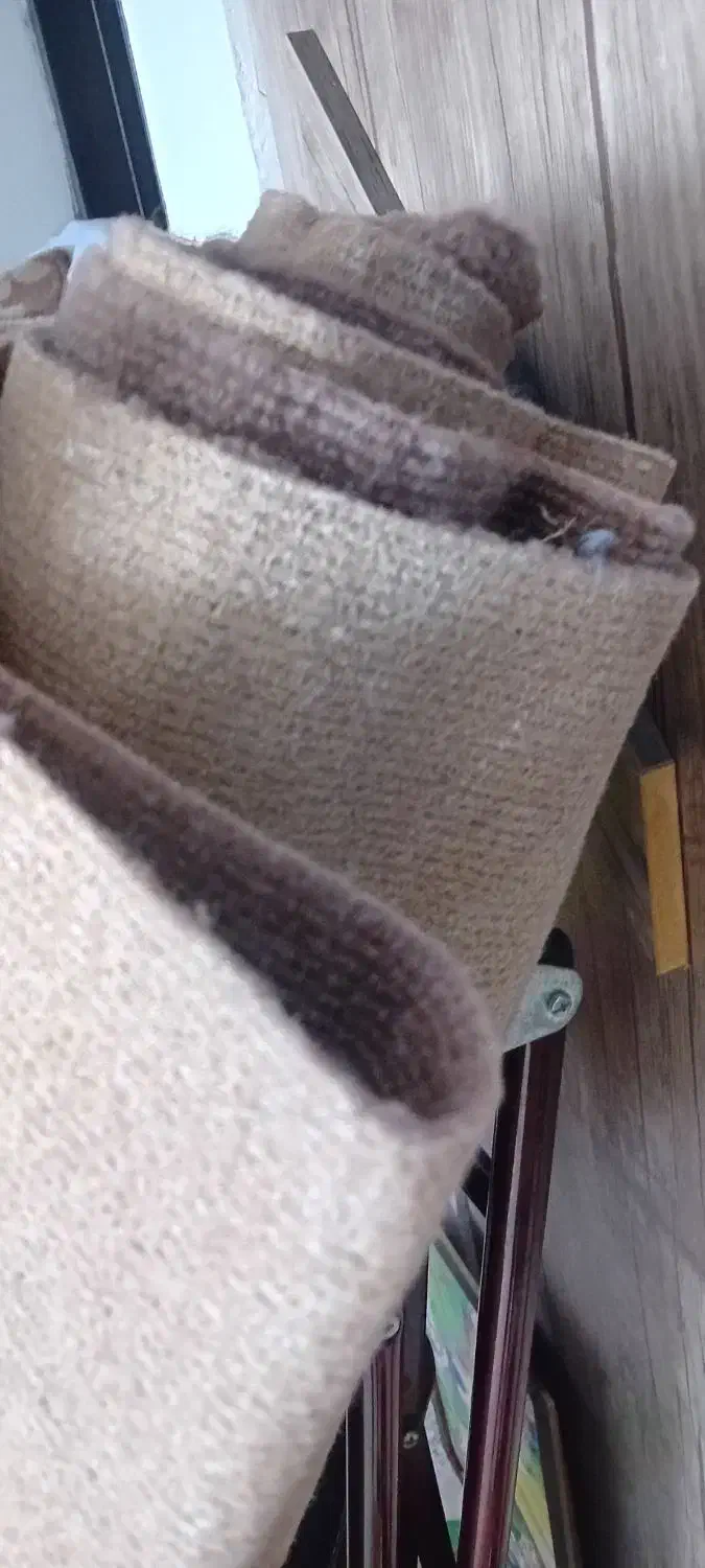 4عددپشتی و موکت|پشتی|قروه, |دیوار