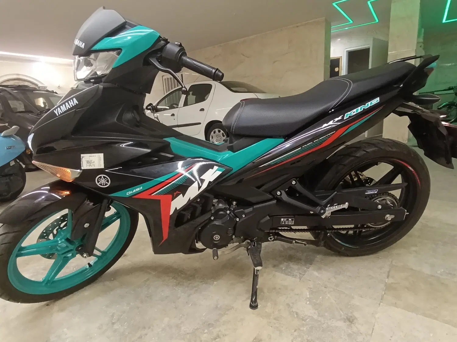 yamaha mxking|موتورسیکلت|مشهد, عنصری|دیوار