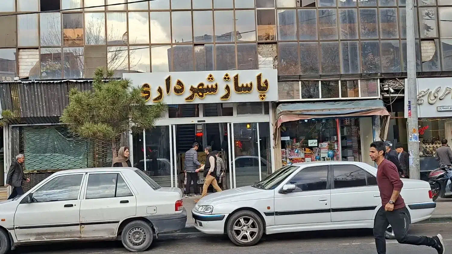 فروش مغازه دونبش،در پاساژ شهرداری، ط اول.|فروش مغازه و غرفه|مشگین شهر, |دیوار