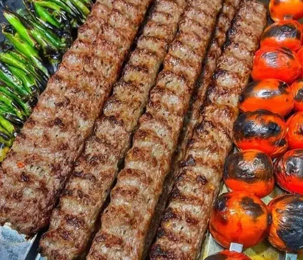 متقاضی تاسیس کبابی کار از ما مغازه از شما|فعالیت داوطلبانه|کازرون, |دیوار