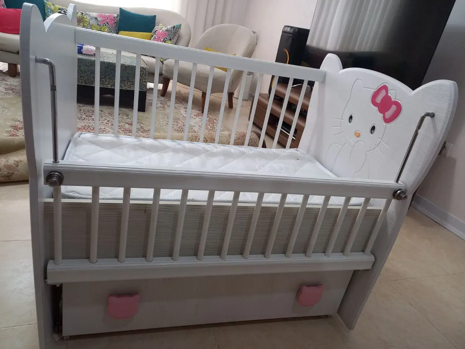 تخت متحرک کیتی|تخت و سرویس خواب|مشکین‌دشت, |دیوار