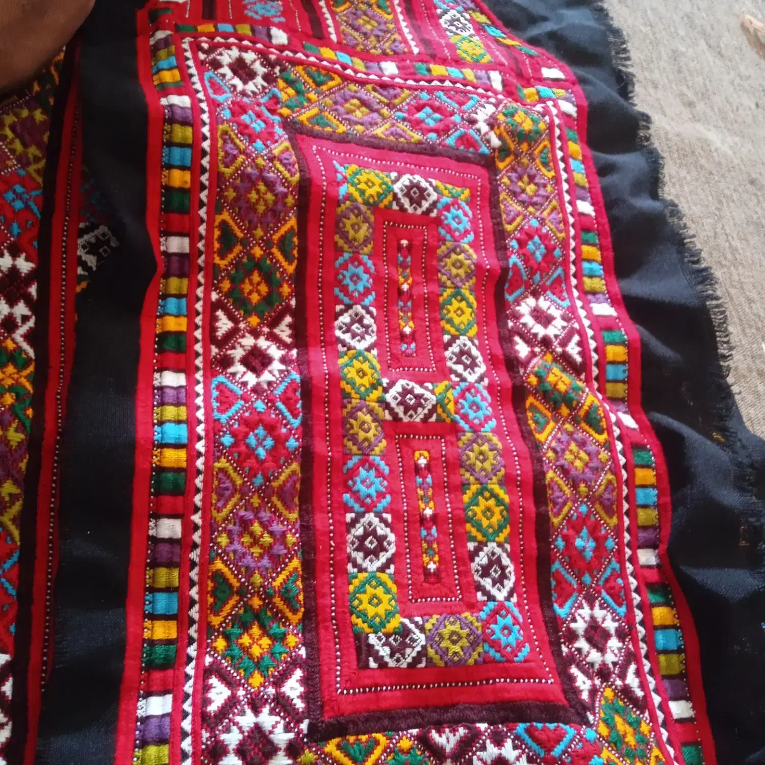 تارشمار|لباس|میرجاوه, |دیوار