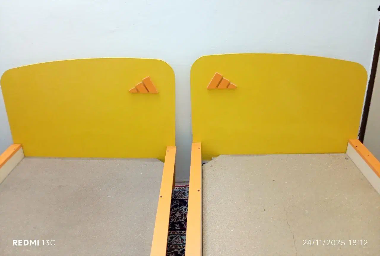 تخت خواب یک نفره|تخت و سرویس خواب|بجنورد, |دیوار