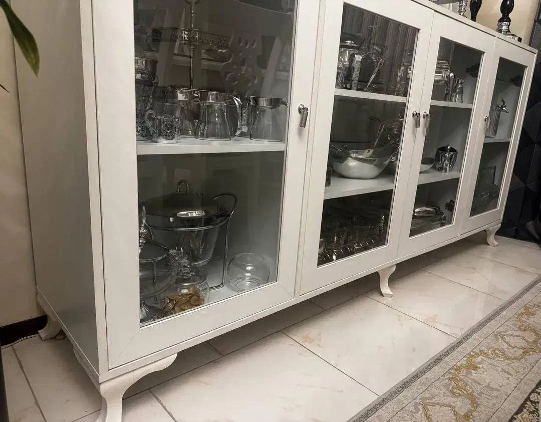 کنسول و ایینه|بوفه، ویترین، کنسول|پردیس, فاز ۱۱|دیوار