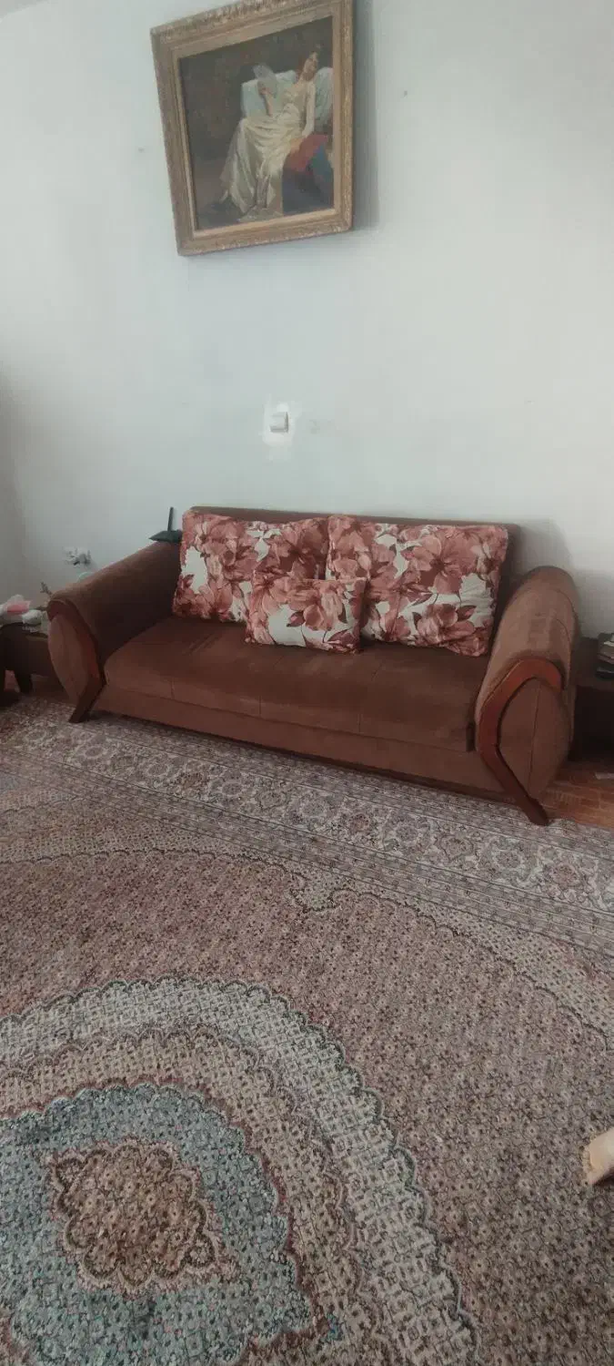 مبل راحتی ۸ نفره|مبلمان خانگی و میز عسلی|رباط‌کریم, مسکن مهر آبشناسان|دیوار