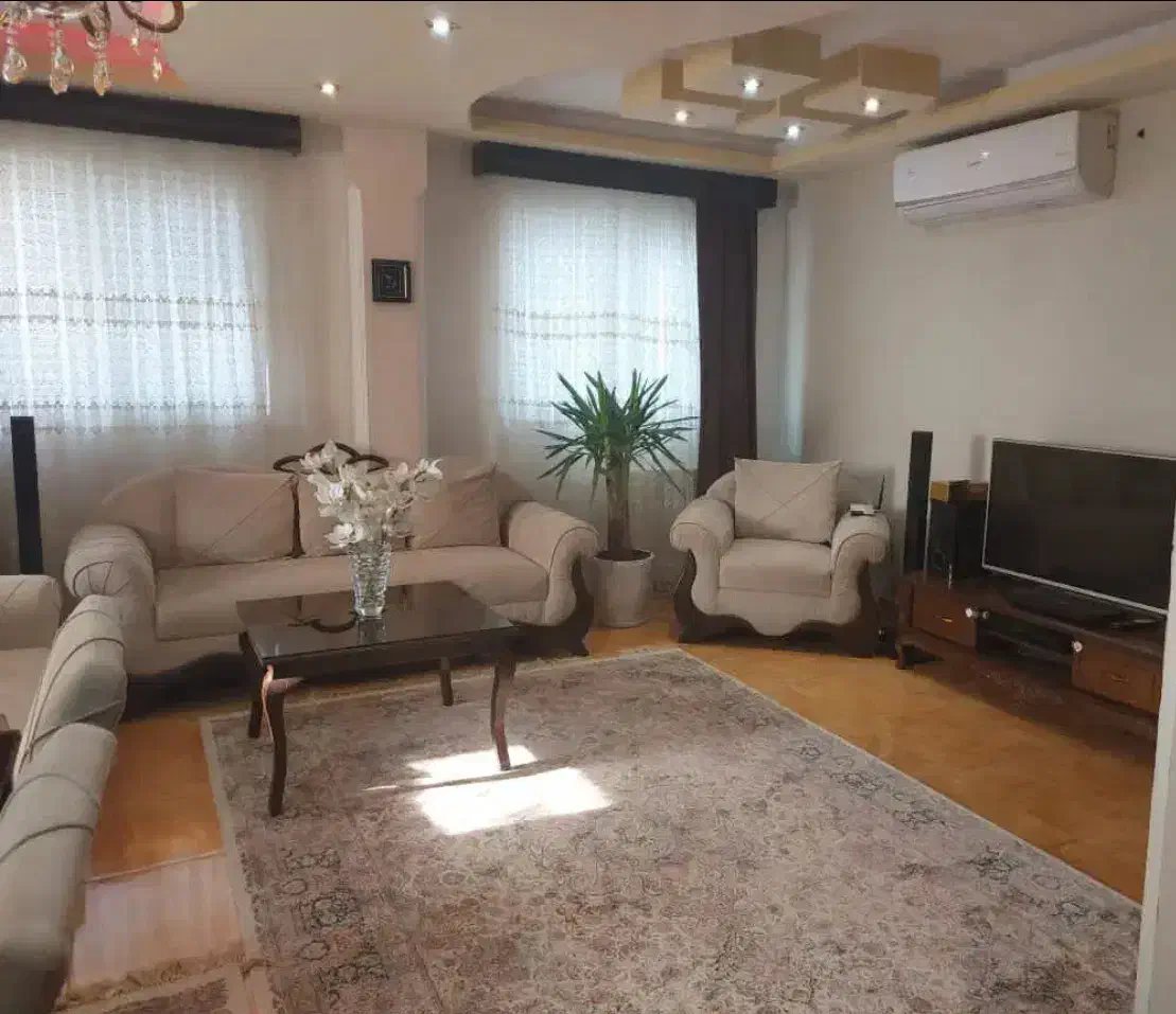 ۷۱مترآپارتمان نقلی فول امکانات واقع درمرکزشهر|فروش آپارتمان|لاهیجان, امیرشهید|دیوار