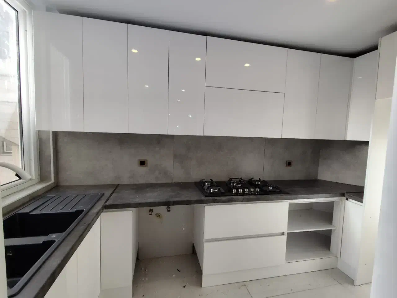 ظفر ۱۱۵ متر ۲ خواب شیک